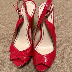 Size 8M - Nine West Red Wedges